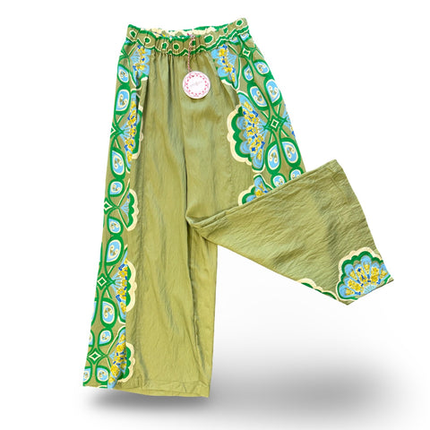 "Lola" Wide Cropped Printed Pant