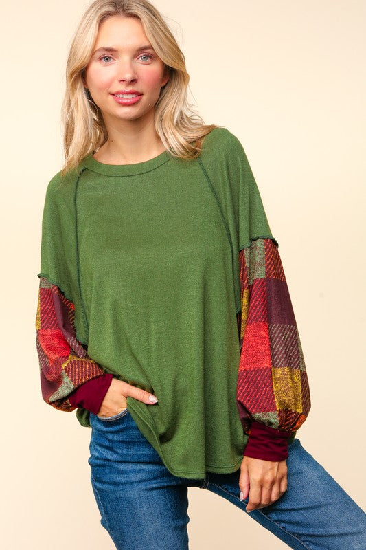 "Hannah" Plaid Sleeve Top - The Katie Grace Boutique