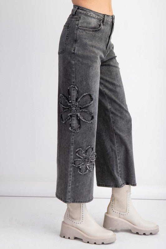 "Thea" Flower Patch Jeans - The Katie Grace Boutique