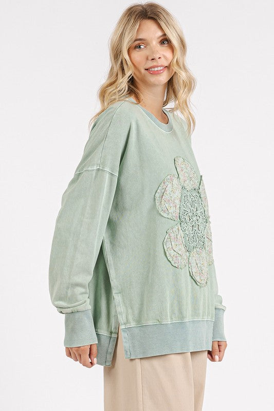 "Jamie" Applique' Pullover - The Katie Grace Boutique