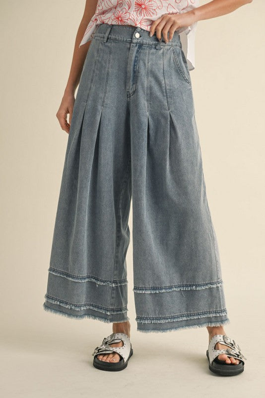 "Charlee" Soft Washed Jeans - The Katie Grace Boutique