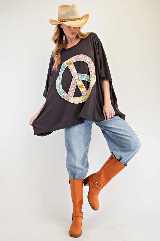 "Twiggy" Oversized Applique' Top