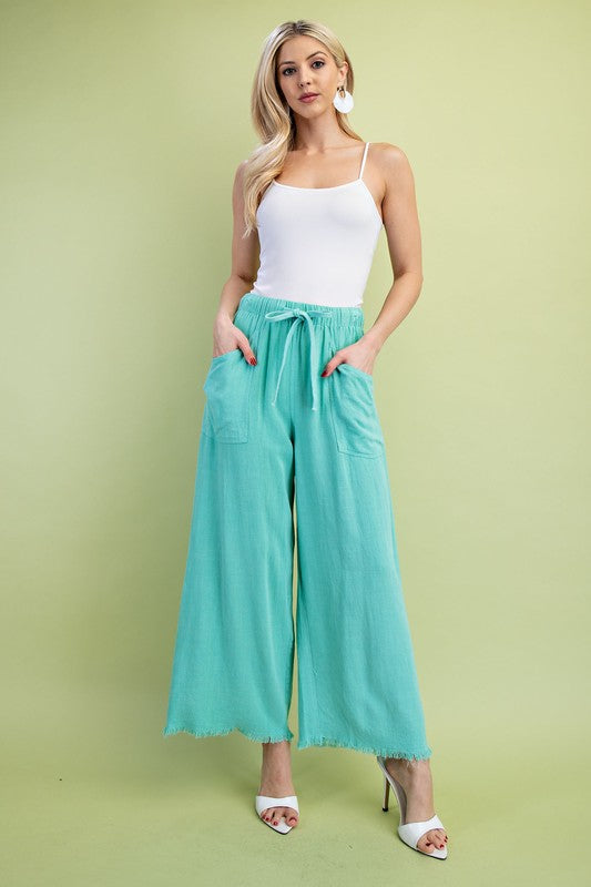 "Marigold" Frayed Cropped Wide Leg Pants - The Katie Grace Boutique