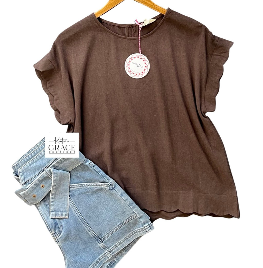 "Shea" Linen Blend Scalloped Top - The Katie Grace Boutique