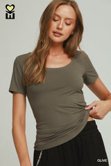 "Tori" Scoop Fitted Top - The Katie Grace Boutique