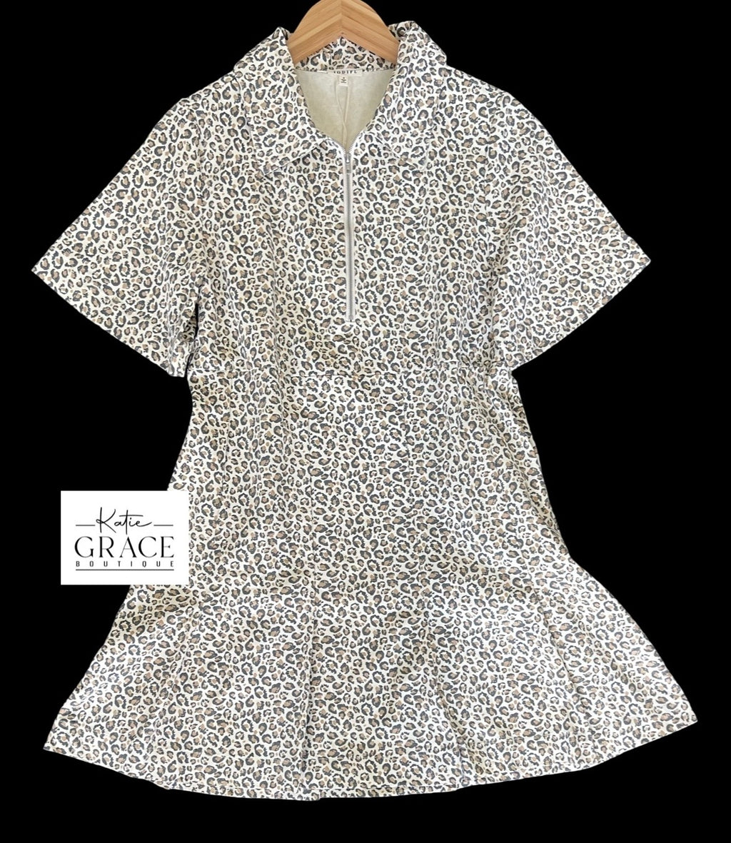 "Selena" Collared Dress - The Katie Grace Boutique