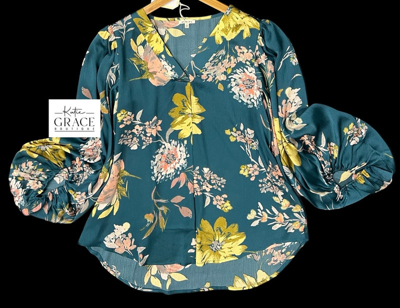 "Ariel" Floral Blouse