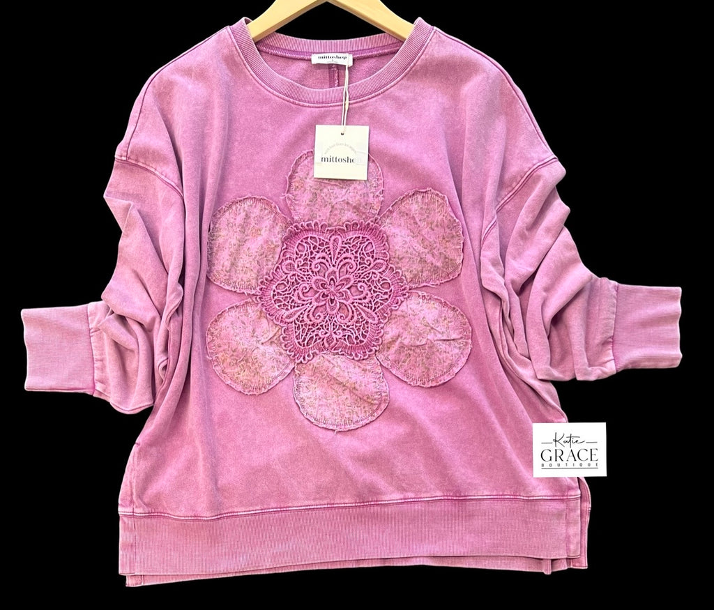 "Aubree" Applique Mineral Washed Pullover