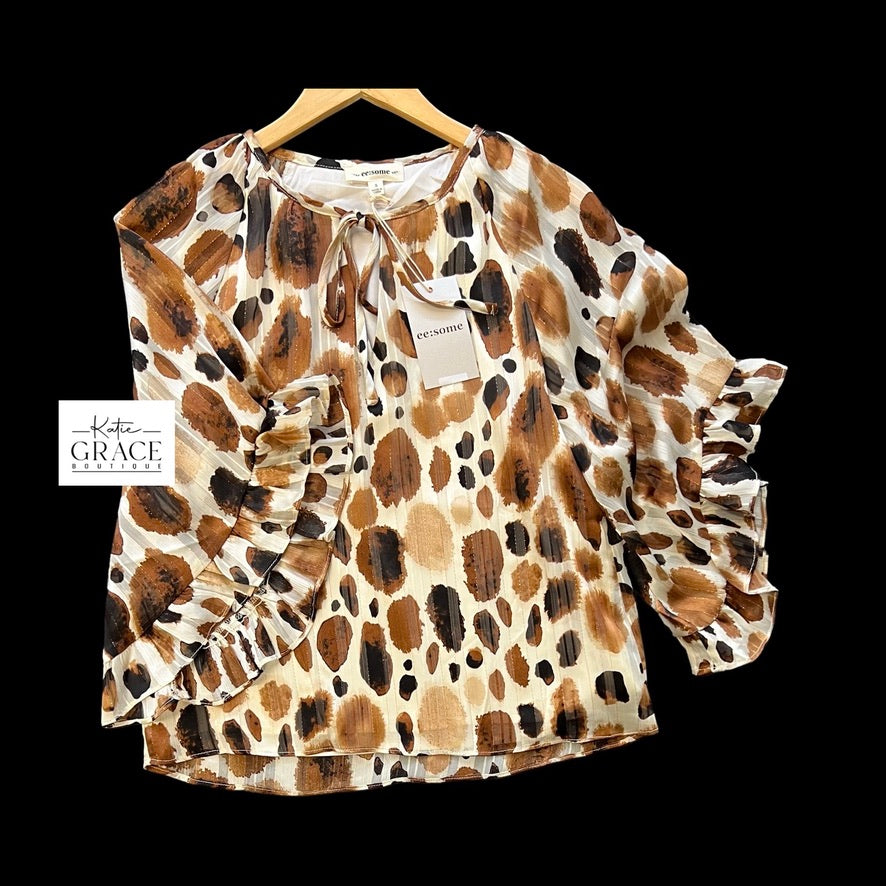 "Avery" Spotted Blouse (Copy) - The Katie Grace Boutique