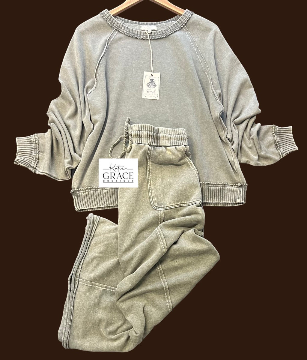 "Carter" Matching Mineral Separates, Olive