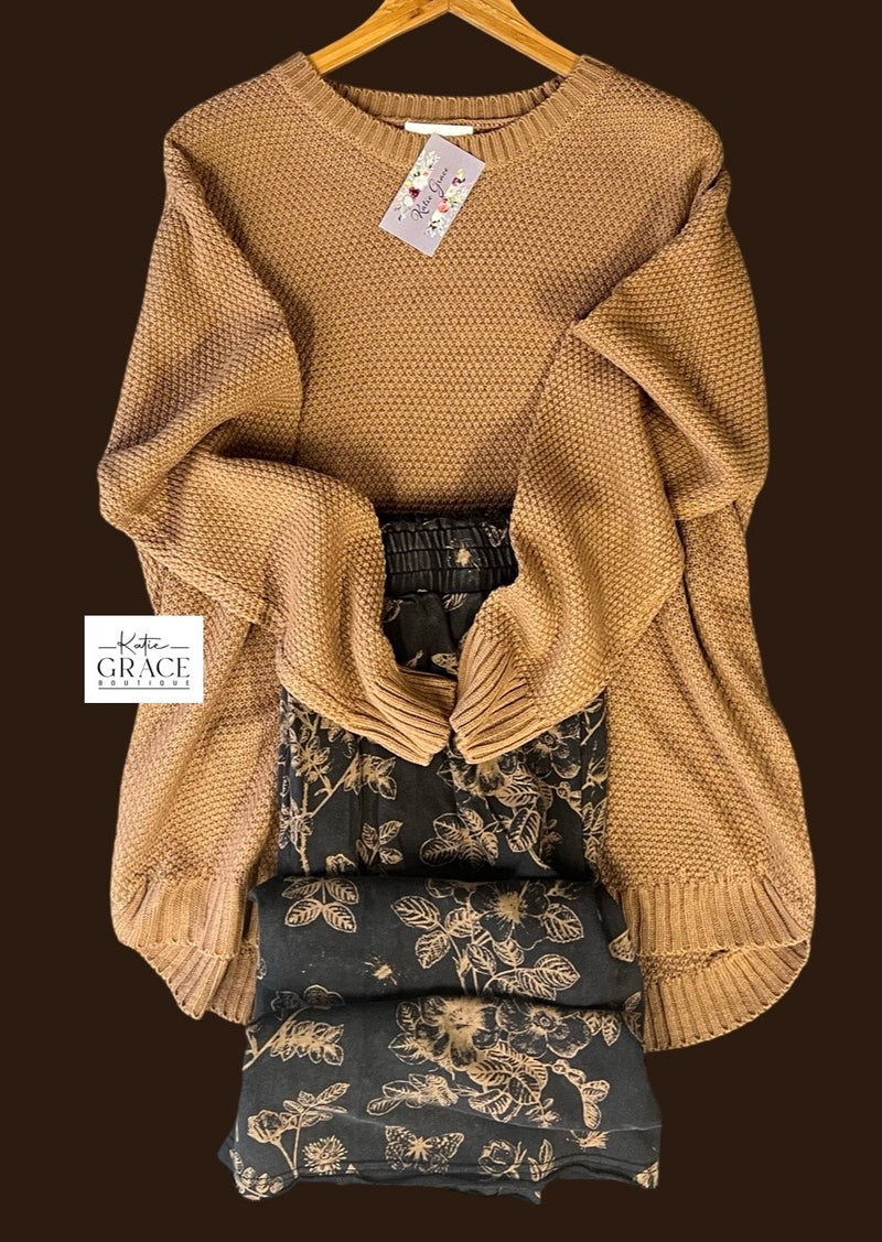 "Ellie" Rounded Hem Sweater, Plus - The Katie Grace Boutique