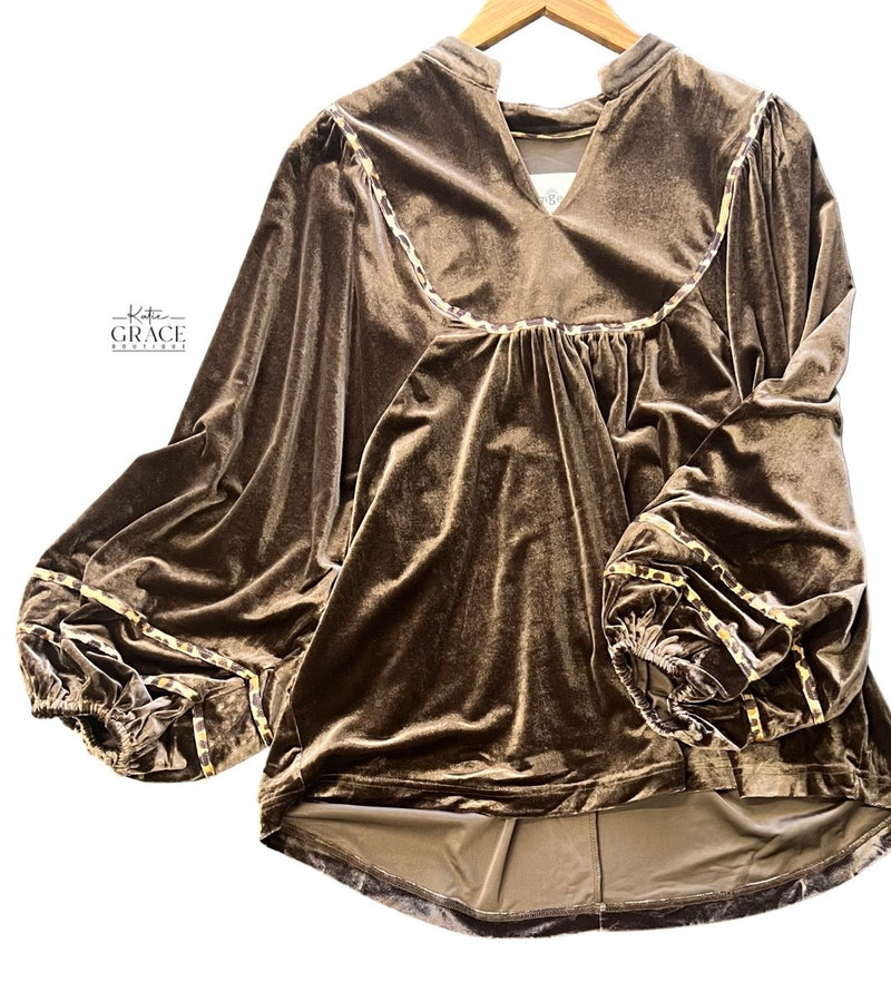 "Graci" Velvet Top with Leopard Details, Plus
