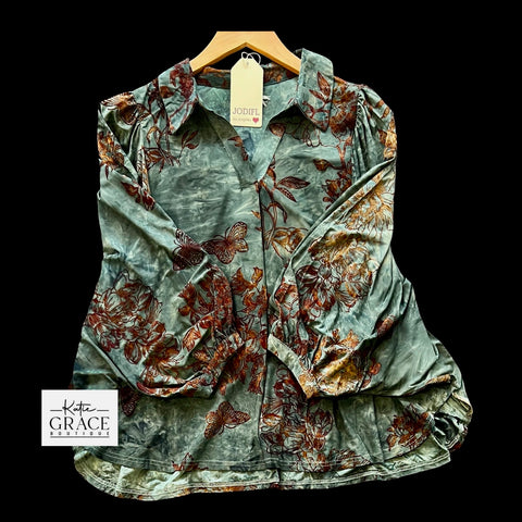 "Flora"  3/4 Blouse with Flocked Detals