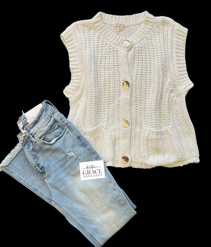 "Chasely" White Sweater - The Katie Grace Boutique