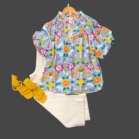 "Genevieve" Floral Blouse