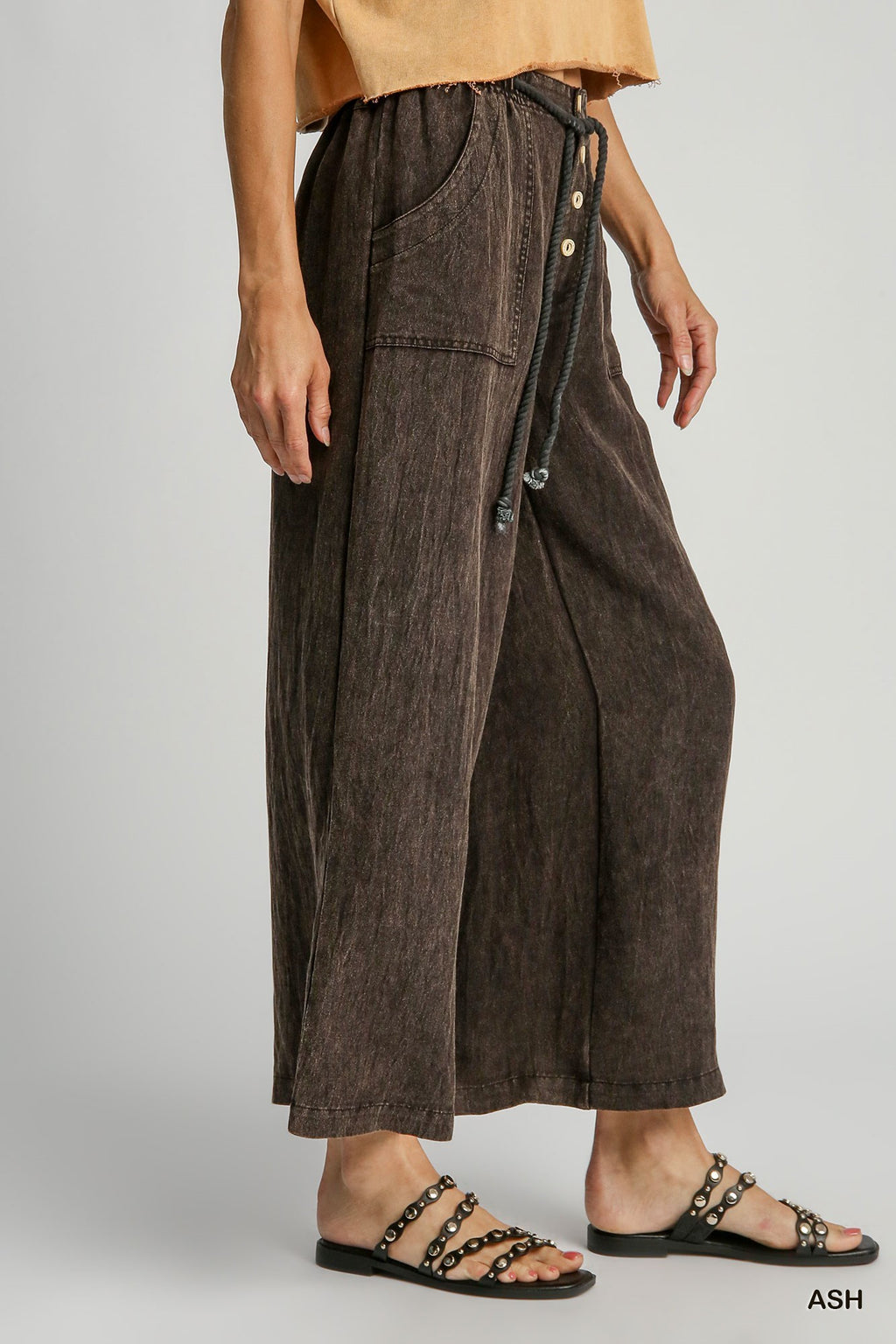 "Jenny" Snow Washed Pants - The Katie Grace Boutique