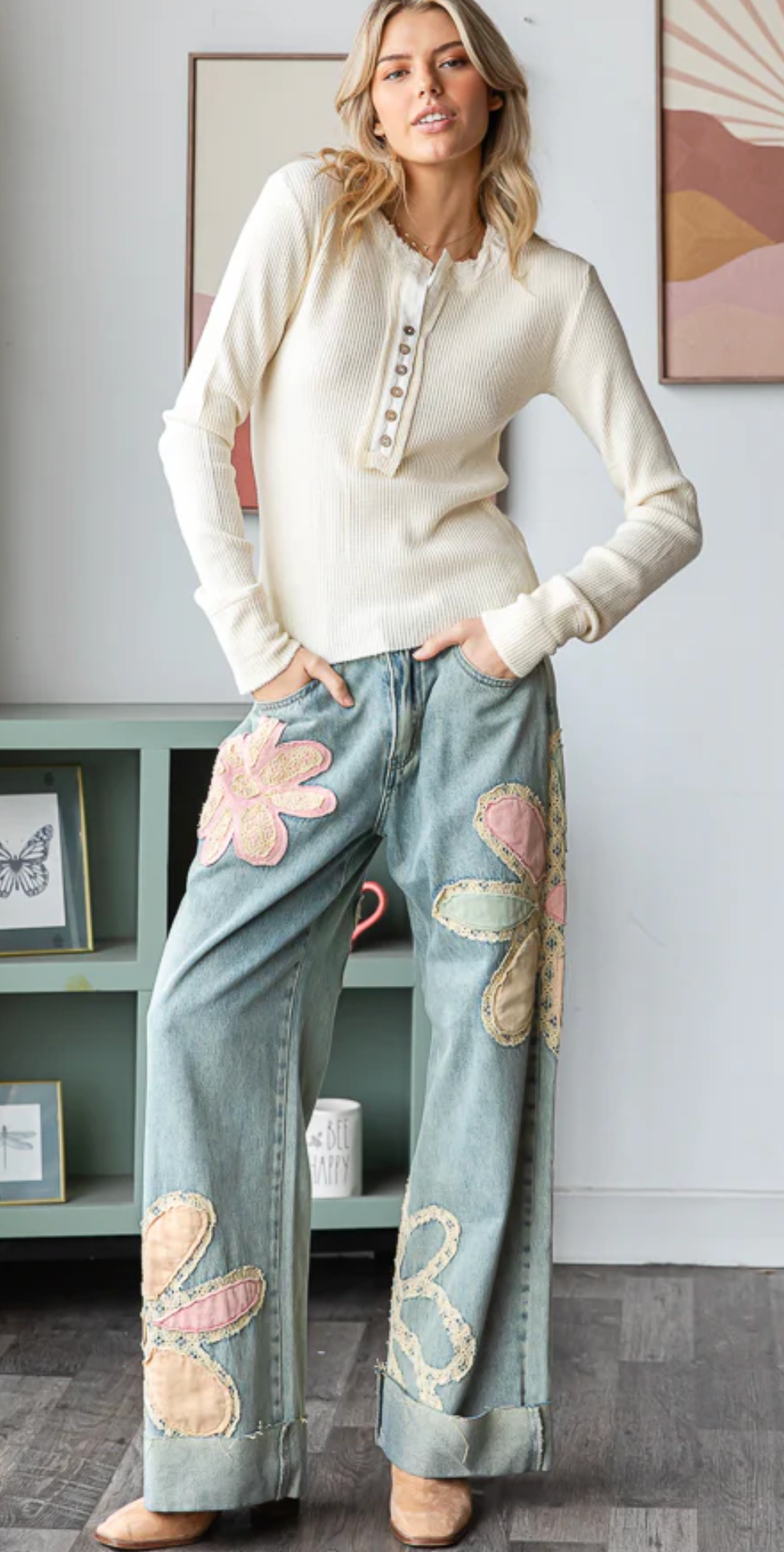 "Shasta" Applique Jeans