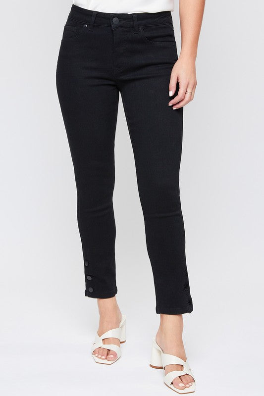 Last One! “Dolly" Mid Rise Snap Ankle Jean