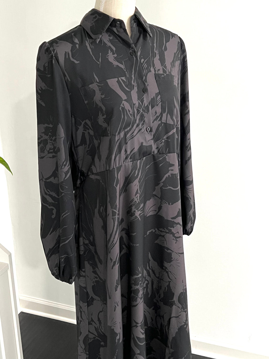 Last One! “Enola" Long Sleeve Maxi Dress